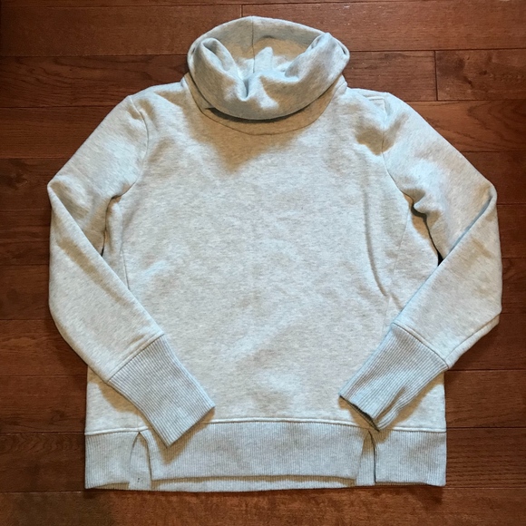 Athleta Tops - Athleta Funnel Fleece